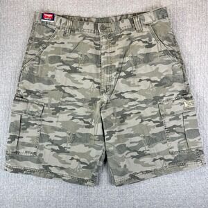Wrangler new with tags‎ Camo Cargo Shorts Men 38 Loose Fit Premium Fabric Wash